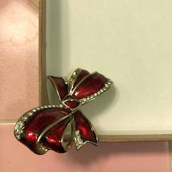 Gorgeous Red Ribbon Bow Rhinestones pin💐 - Picture 7 of 8